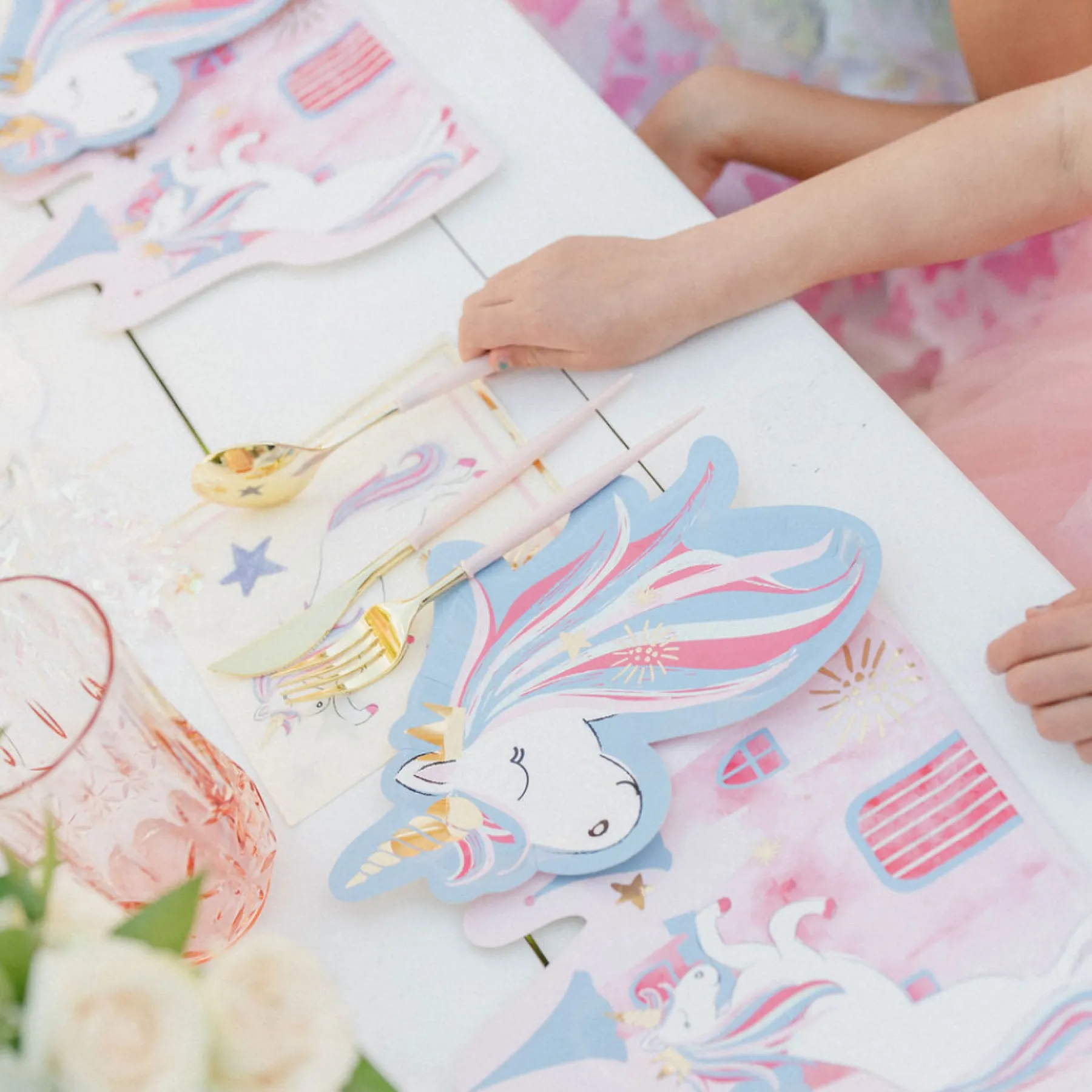 Dreams Come True Table Setting-Sophistiplate Clearance