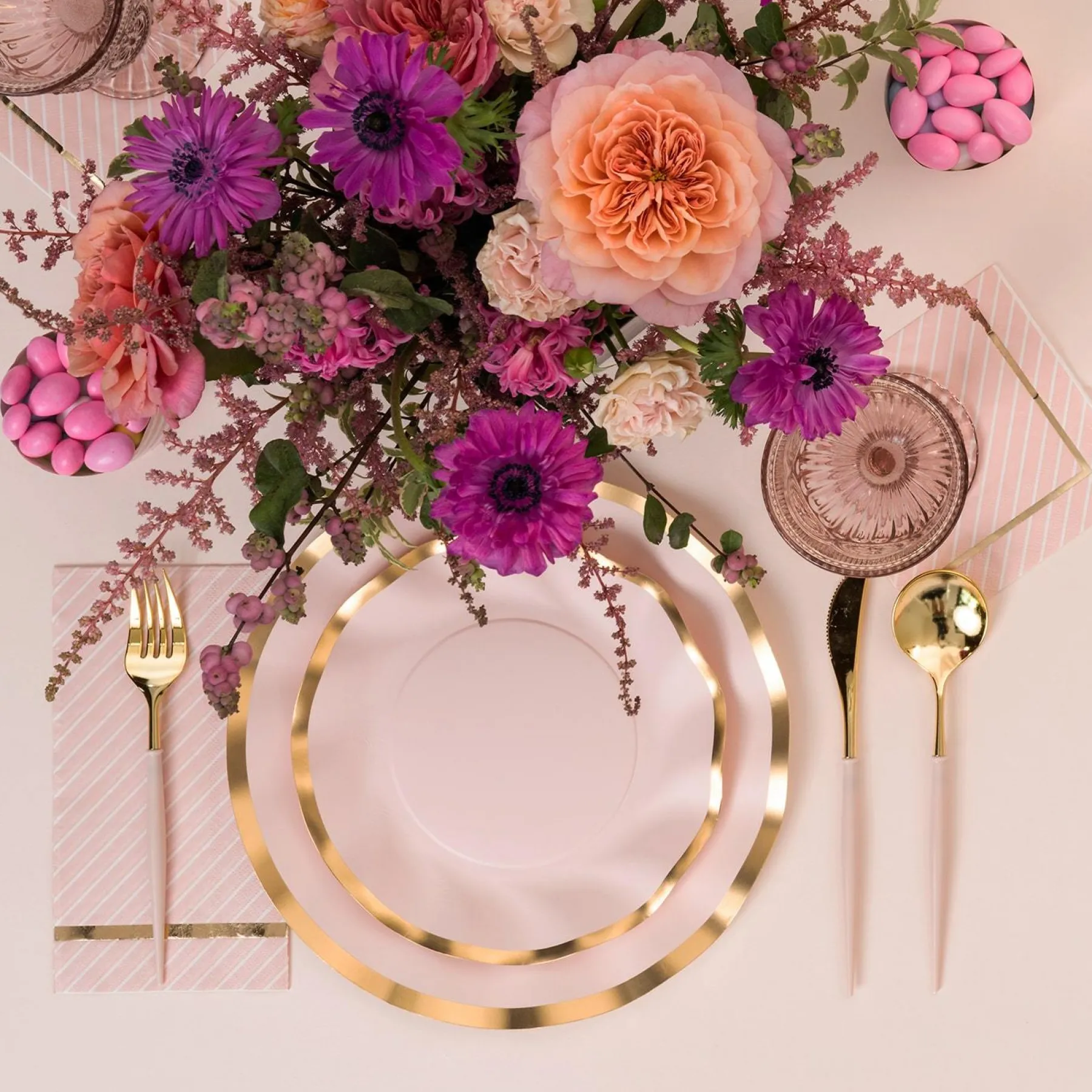 Everyday Blush Table Setting-Sophistiplate Outlet