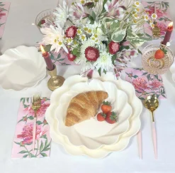 Love in Bloom Table Setting-Sophistiplate Outlet