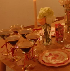 Martini Classic | Gold | 8 Oz-Sophistiplate Hot