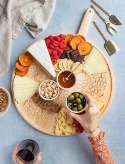 Meg Quinn Charcuterie Map Board | Round w/ Handle | 22" x 17"-Sophistiplate Outlet