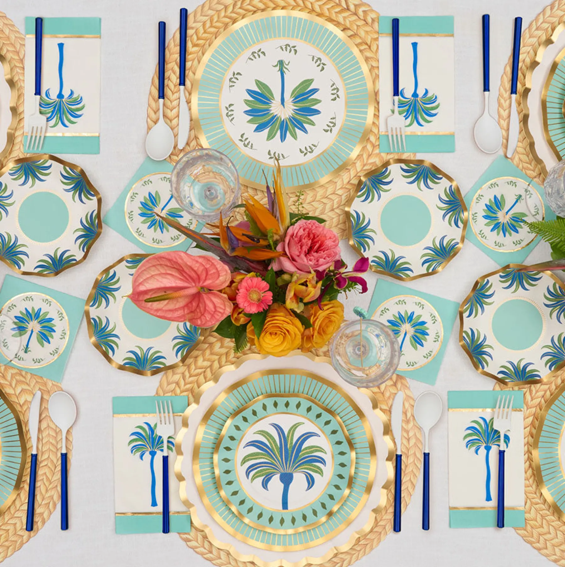 Preppy Palm Table Setting-Sophistiplate Fashion