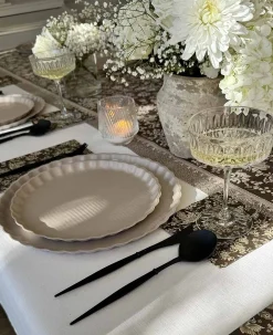 Royal Peacock Table Setting - Brown-Sophistiplate Online