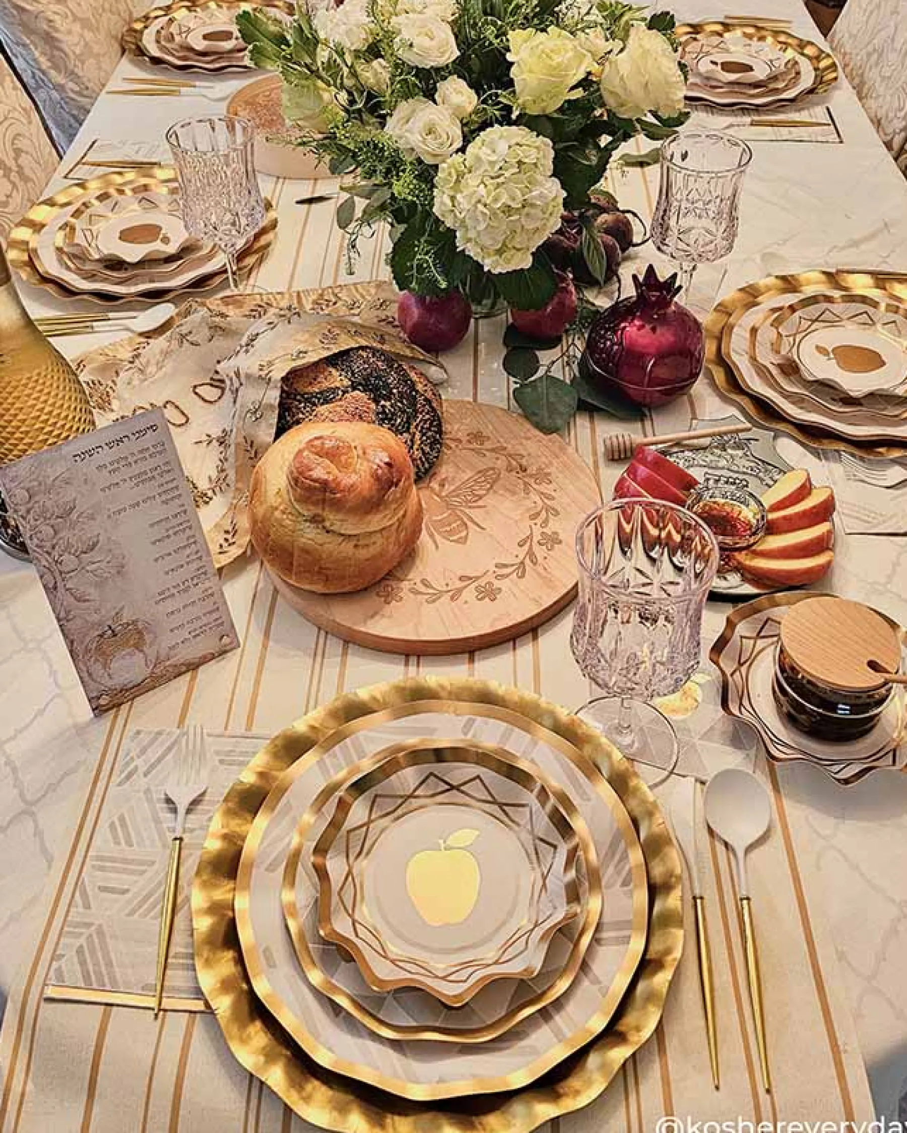 Satin Gold Wavy Paper Charger/8pk-Sophistiplate Outlet