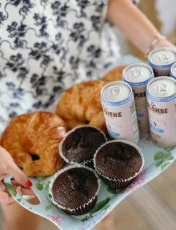 The Ultimate Summer Tablescape: Hydrangea-Sophistiplate LLC Clearance